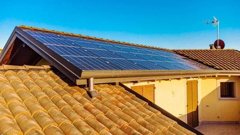 panneaux solaires maison